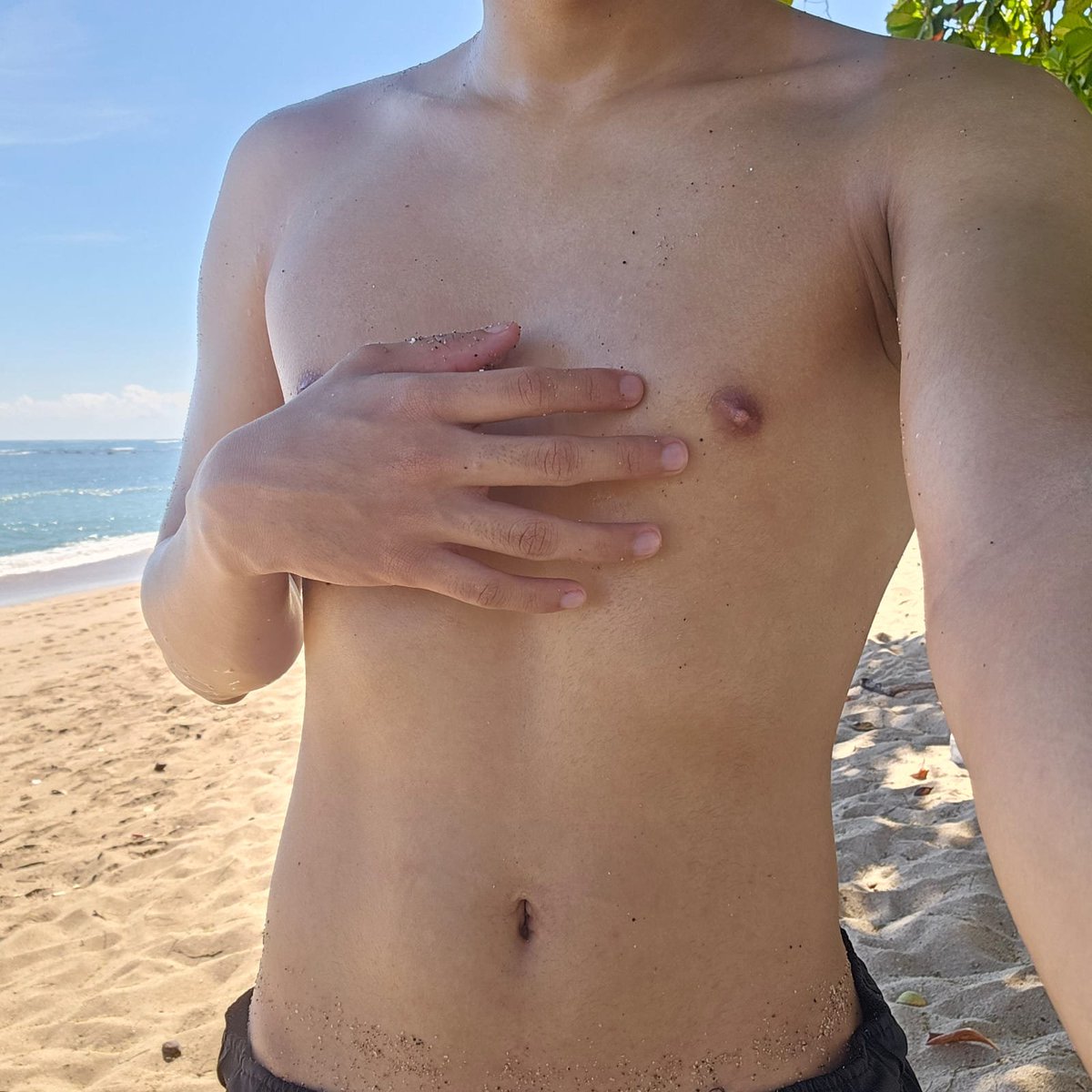 hotalexroxz's tweet photo. Buenos días ☀️🫣 https://t.co/VA3rcjEW3M