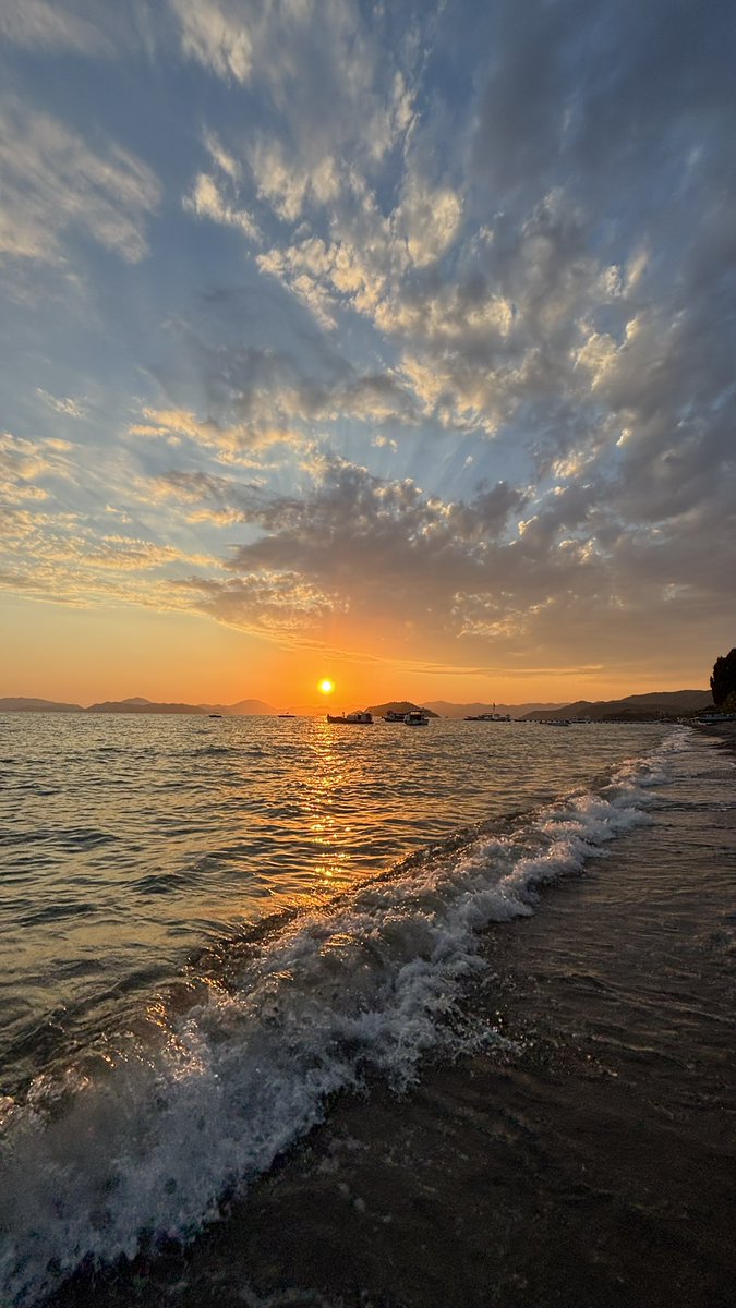 cslac_'s tweet photo. sunset photo in Fethiye🌅 https://t.co/vmFyxg4BDO