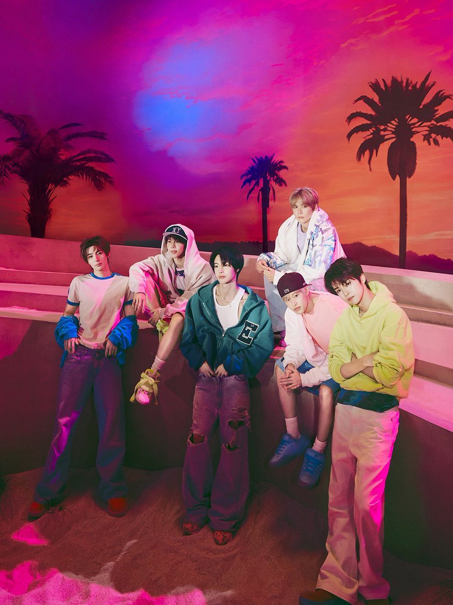 everyRIIZE's tweet photo. RIIZE日本デビュー2周年おめでとう
いつも神曲をありがとう🍀🗝️ 👩‍❤️‍👨 🫶🔦🌤️🏀🔫また次のライブ待ってるから https://t.co/YOK3fnnsE0