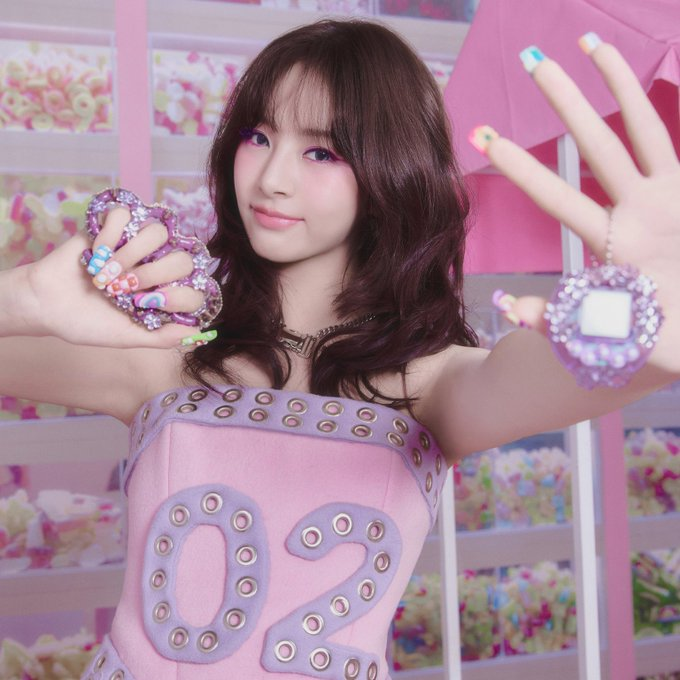 _Kpop_Stats_'s tweet photo. Happy 20th birthday to HANA of FIFTY FIFTY! https://t.co/BAKR6fiDuB