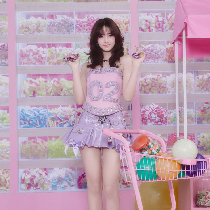 _Kpop_Stats_'s tweet photo. Happy 20th birthday to HANA of FIFTY FIFTY! https://t.co/BAKR6fiDuB