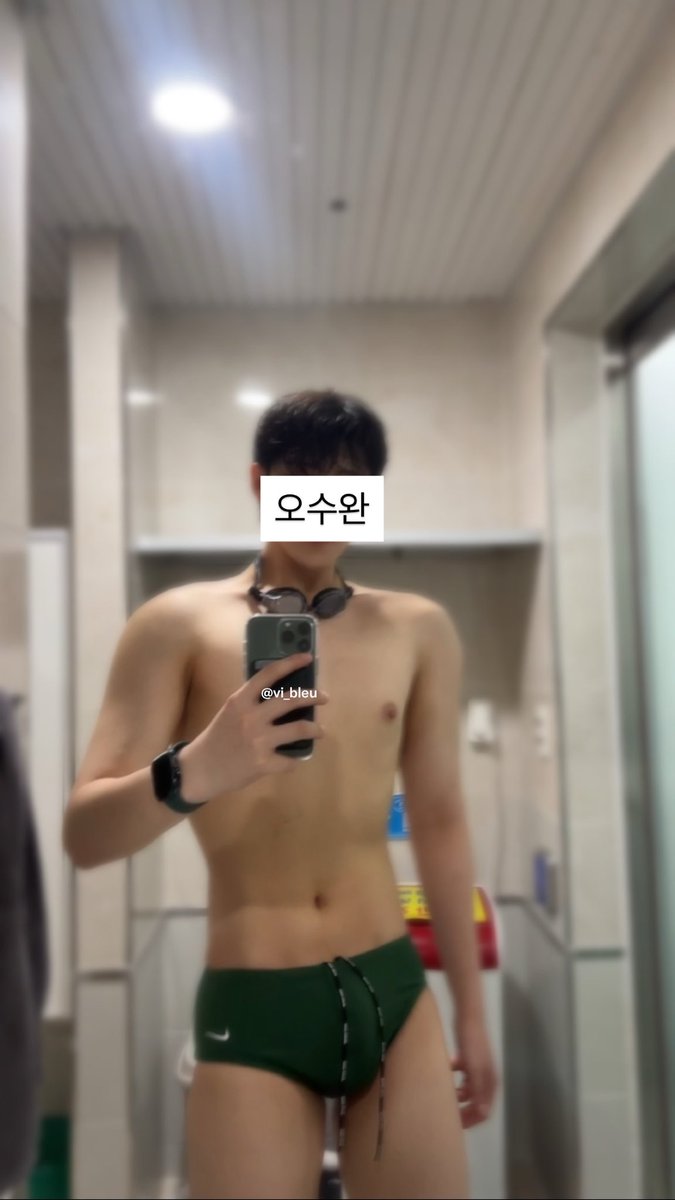 vi_bleu's tweet photo. 올해는 공부만하고 운동은 내년에 열심히 할게요🙃 https://t.co/I4RhcS0DBr