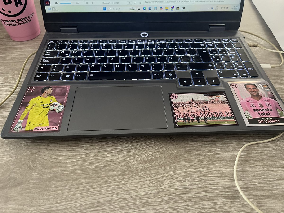 alcoceradrian's tweet photo. No hay mejor inspiración que esta 💪🏽
Una laptop con demasiada Aura 🔝
Que ya sea Sábado!!! 
Vamos Boys TLV!!! https://t.co/cX7cAZBLPr