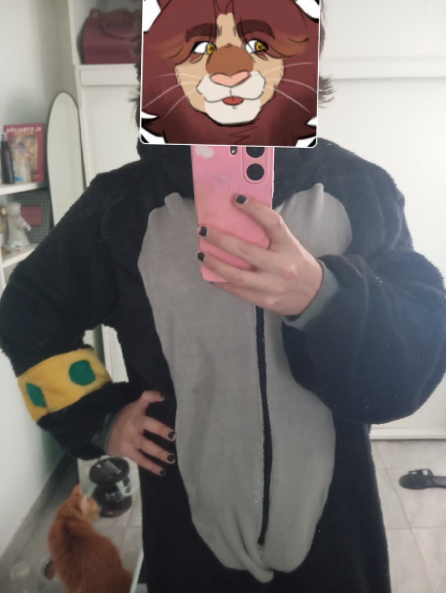 MochaEnby's tweet photo. GOT AN AMICUS KIGURUMI https://t.co/WUikCjt3qu