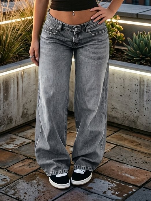 Haileyvtu's tweet photo. Y2K vibes, wide leg fits 🖤 MYOURSA Low Waist Jeans — casual streetwear made for spring &amp; fall days ahead ���
Shop here 👇
 [https://t.co/CKEZP5ShTN]

#Y2KStyle #baggyjeans #SHEIN秋の感謝祭 https://t.co/Uf3Dzu0RfA