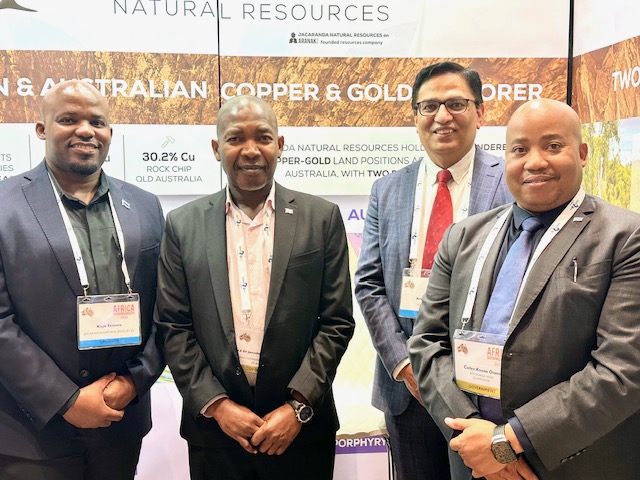 JacarandaRes's tweet photo. It was a pleasure to welcome the Botswana Ambassador to Australia to the Jacaranda Resources booth at Africa Down Under in Perth last week.

A great opportunity to discuss our growing presence in Botswana, exploration plans and the importance of strong local partnerships. https://t.co/Kphio5PVE3
