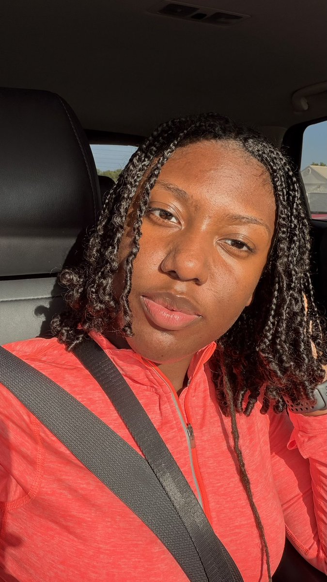 1BeYOUtifulGal's tweet photo. Let’s go back to the basics when the sun was out “filter” .. 😍 https://t.co/xr7HwNVpno