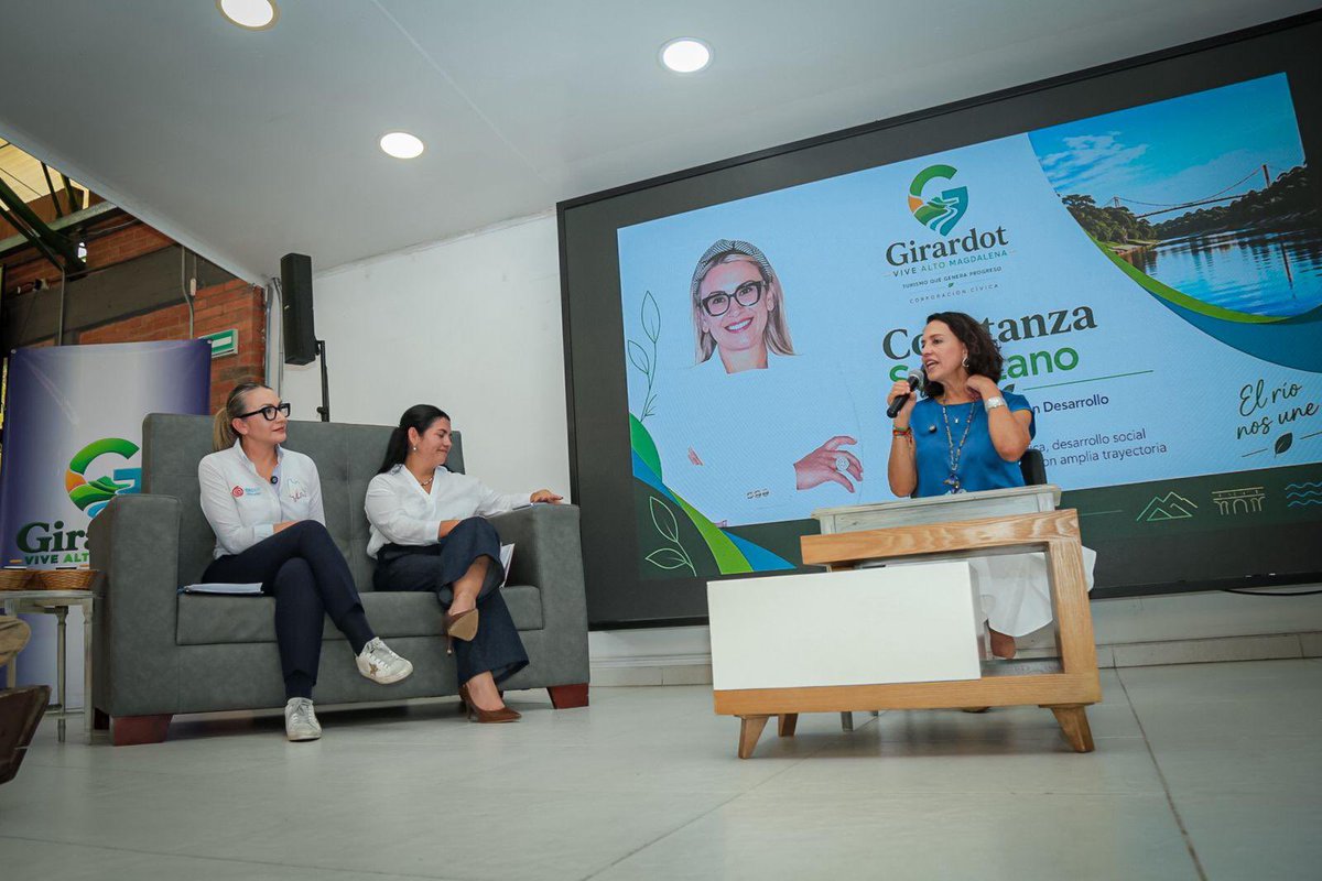 IDECUTCundi's tweet photo. 2/3 Con la participación de la gerente del IDECUT, Norma Constanza Solórzano Peralta, compartimos este espacio de diálogo con representantes de la academia, el sector empresarial y las instituciones, para fortalecer las oportunidades turísticas de Cundinamarca. 🌿 https://t.co/GzHuLzYBZg