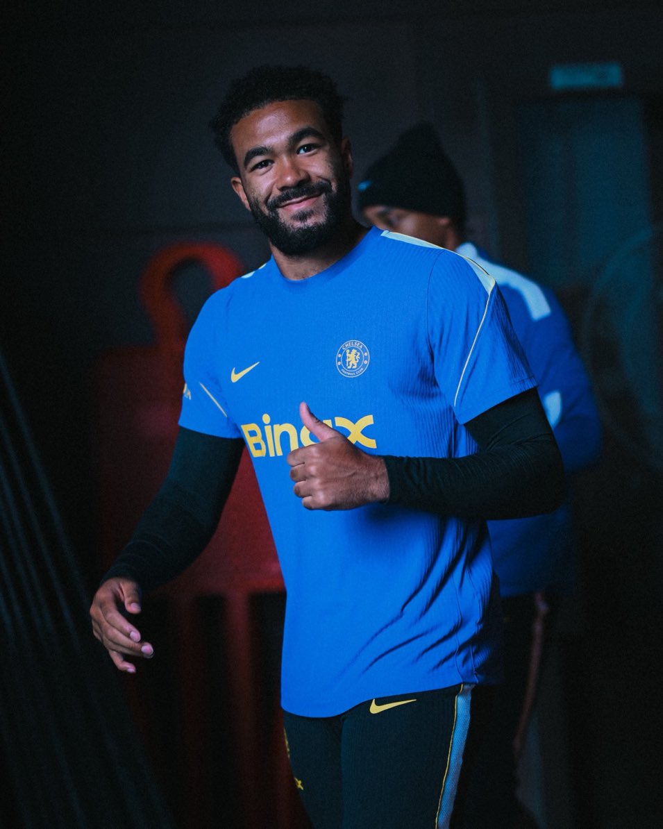 Austinluxury1's tweet photo. Xabi Alonso believes Reece James has the quality to become one of the best midfielders in world football. 

The Chelsea captain’s importance and new midfield role have impressed Alonso, who has spoken highly of his potential this season. 

— @BobbyVincentFL https://t.co/t82qI0SnvI