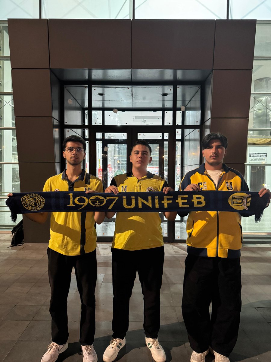 UFBErciyes's tweet photo. 1907 ÜNİFEB Erciyes Üniversitesi örgütlenmesi olarak Fenerbahçe - Beşiktaş karşılaşması i��in İstanbul yolundayız.

#FenerbahçeninYolunda https://t.co/ODwrJz9Dry