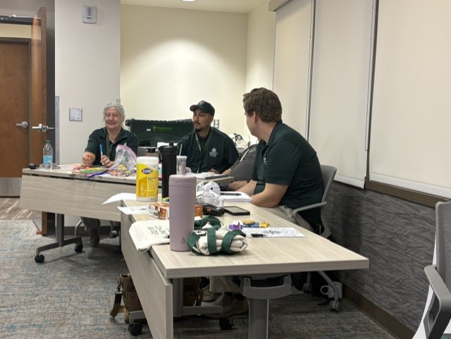 cbridgesinc's tweet photo. CBI in New Mexico has 9 new Recovery Coach Professionals! Expanding our number of coaches means we can reach more people in a meaningful way to support our community.

We are so proud of these individuals and excited about the difference they will make for our clients. https://t.co/uDbG72NBIb