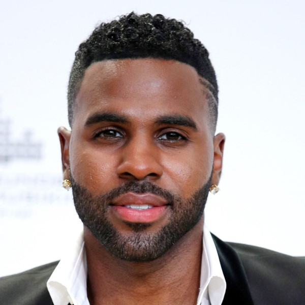 Jurty__'s tweet photo. @SofianeArbeloa jason derulo MDR https://t.co/g0KAl2rpDW