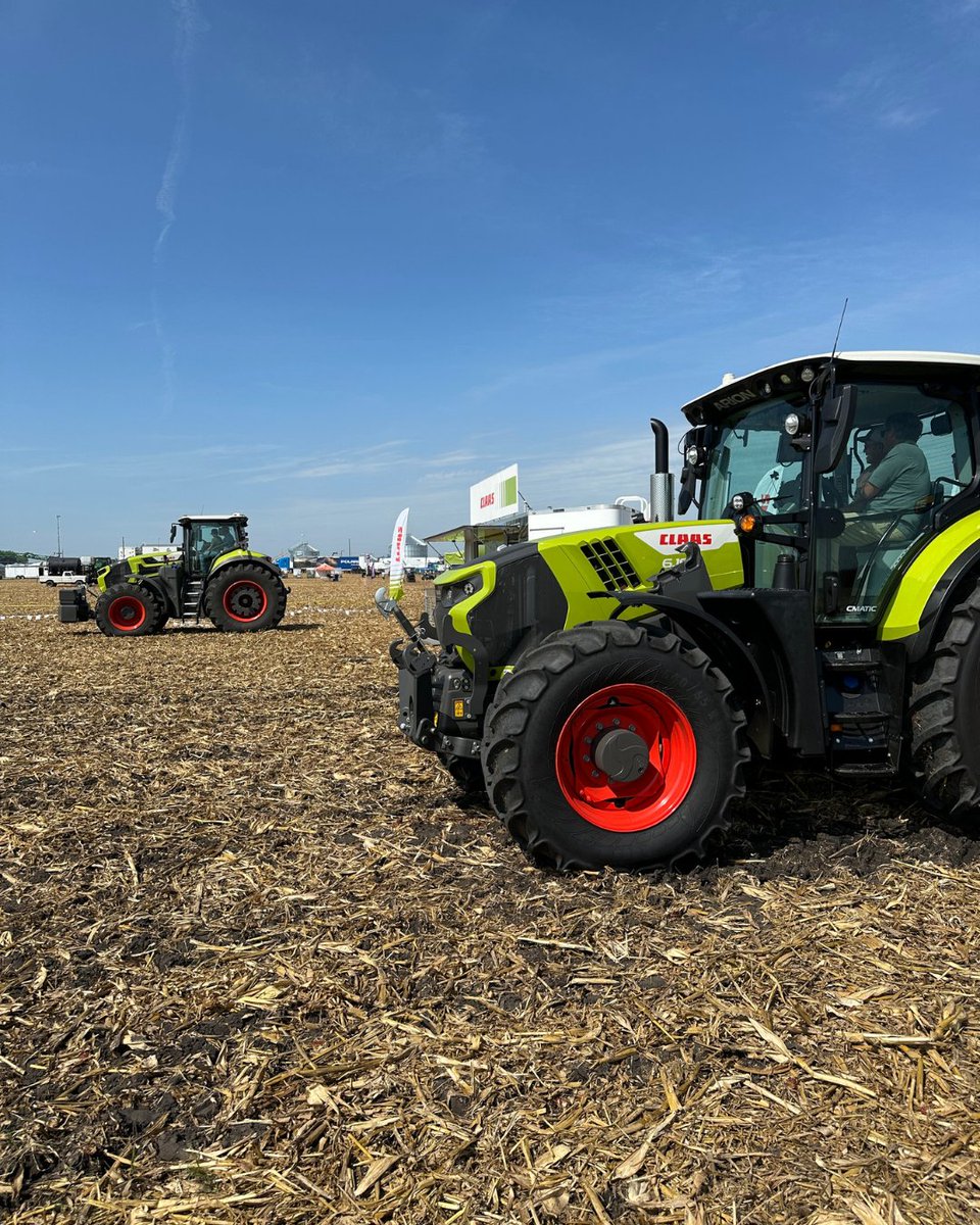 CLAAS_America's tweet photo. Three new tractors. One new corn head. The JAGUAR 1000 series. Ride and drives. Three days in Boone, Iowa. That’s a wrap on #FPS26!

#CLAAS #ROVIO #ARION #AXION https://t.co/yWbCJisrdo