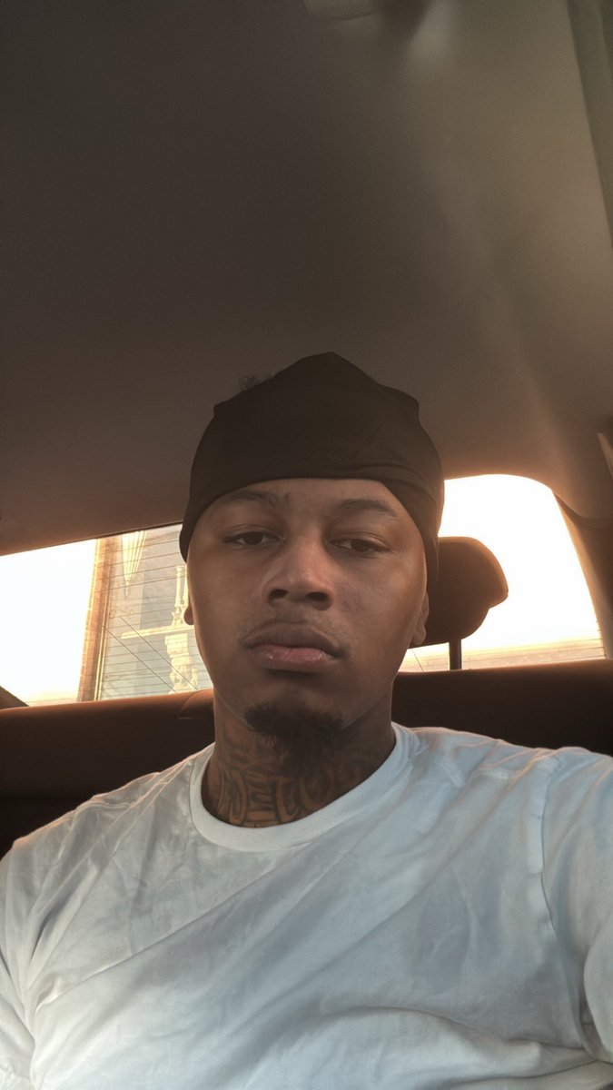 litmitchamw's tweet photo. Wyo how yall cumin 🤷🏽♂️ #dtx #dfw #dtxfreak #dfwfreak 🤔 https://t.co/yolDIOSyQc