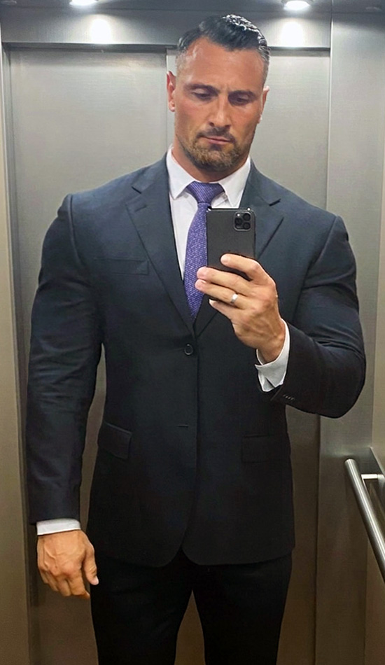 SerbianMuscle's tweet photo. Muscular daddy Rade
Height: 205 cm / 6′ 9″
Weight: 140 kg / 309 lbs
#Srbija #Serbia https://t.co/rXvYALTE43