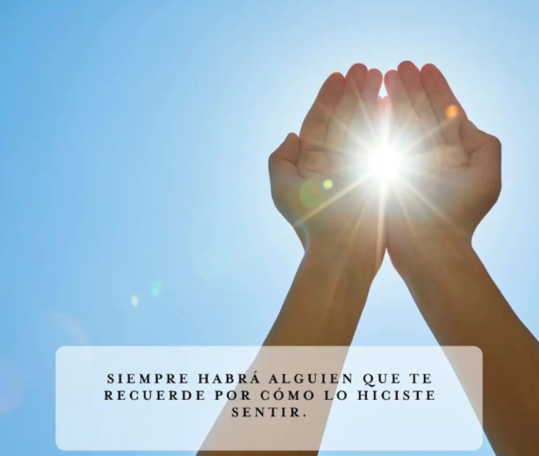 RadioSSp's tweet photo. 🌜"Siempre habrá alguien que te recuerde por cómo lo hiciste sentir".🌛
✨️Buenas noches✨️ https://t.co/XXflyZRLEC