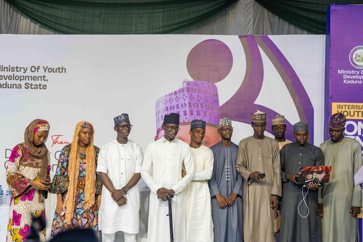 Umaikanoh's tweet photo. Grateful for the opportunity to showcase our project and be part of an event celebrating innovation and youth creativity. 🚀

Special appreciation to His Excellency, Senator Uba Sani, for creating platforms that empower Kaduna’s youth to innovate, connect, and make an impact. https://t.co/StVNSITLFb