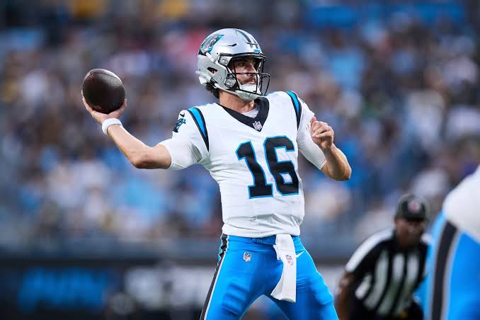 Aaron Wilson: UFL MVP @UFLStorm  quarterback Jack Plummer to work out for #Packers next week, per league source.
Under consideration f