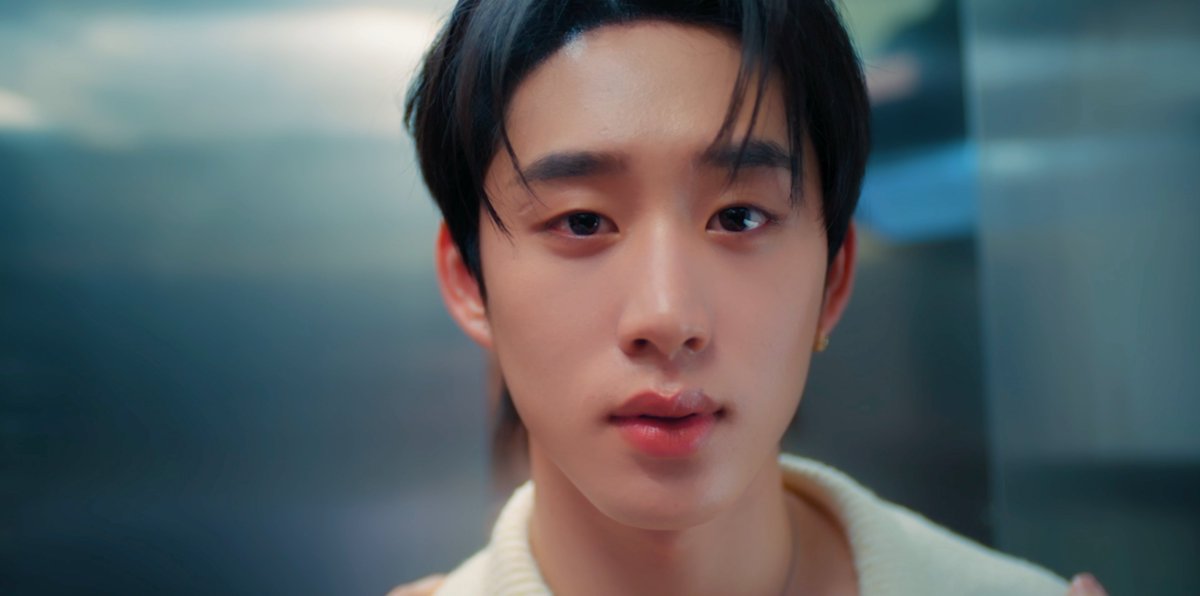 GMMTV's tweet photo. 🥺💗
#YouManiacSeriesEP2
@Williamjkp1 @EstRvp https://t.co/dbPGjtQ3Uo
