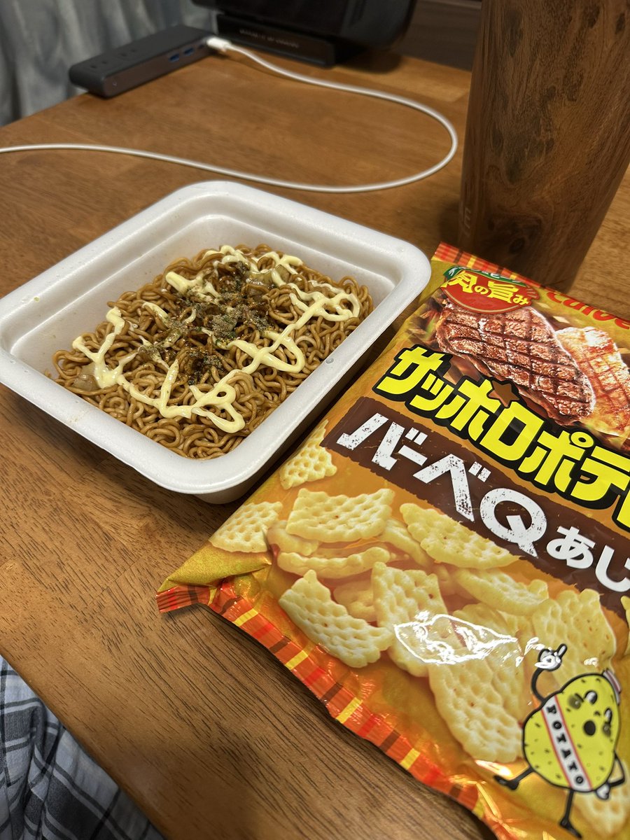 wagenRG's tweet photo. お腹が減ったからね、しょうがないね https://t.co/euGGiOEBWM