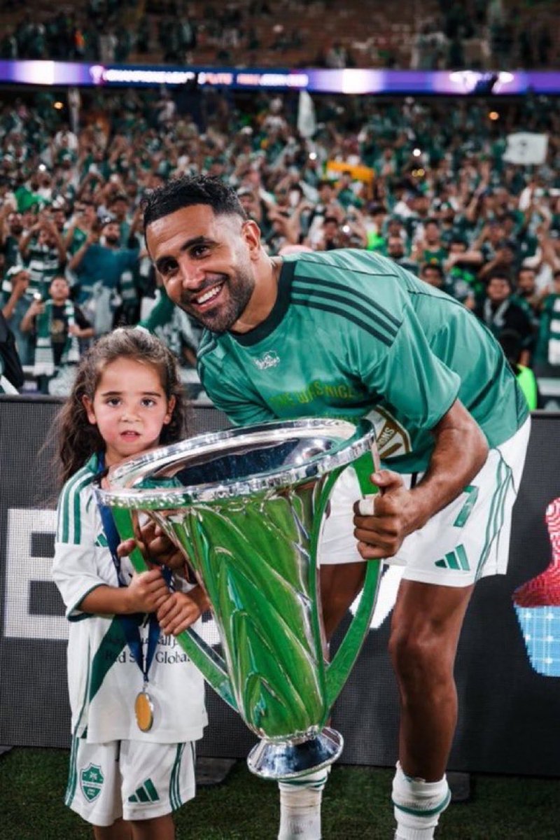 fa1I1I1I's tweet photo. الله اكبر رياض محرز 💚
@Mahrez22 https://t.co/EvXIMW5TGb