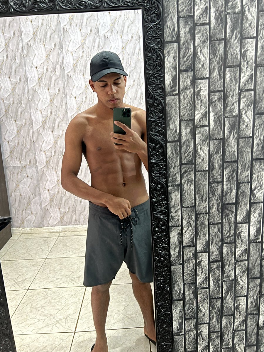cafu83cf's tweet photo. Bela tarde 🕺🏽 https://t.co/VimTKL9Ilc