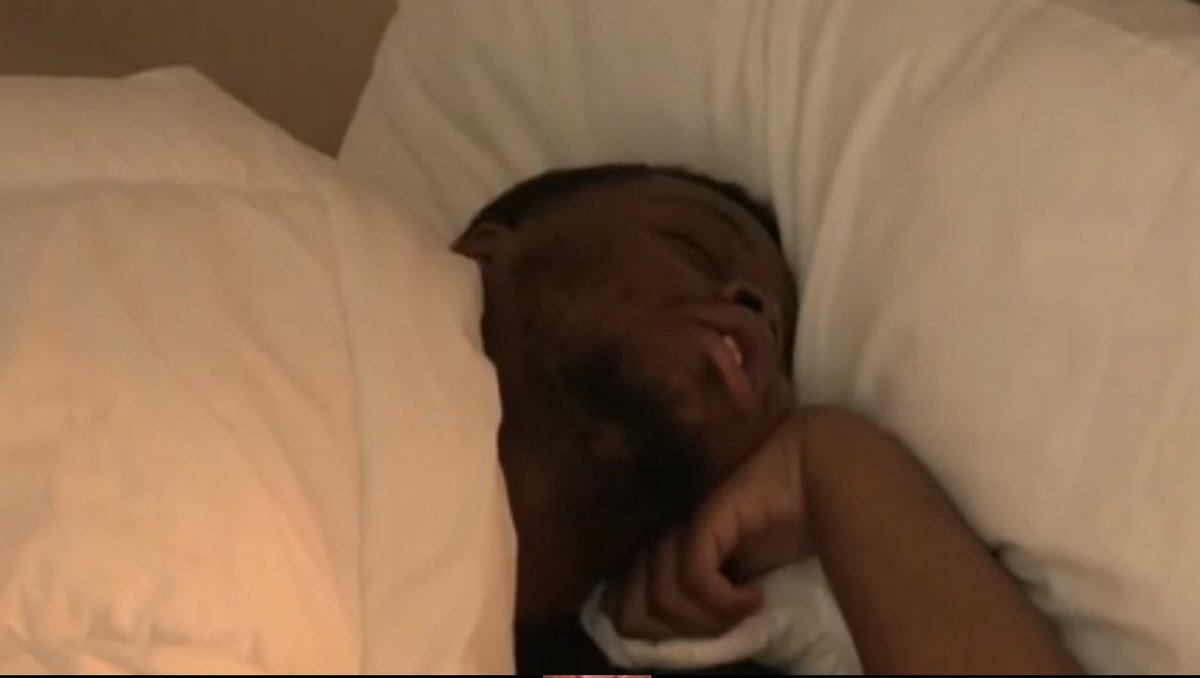 JohnnyDoe014's tweet photo. Sleep all day, wake up 2k27, be a cuck for Jayne, repeat https://t.co/lDNDmUnxD3