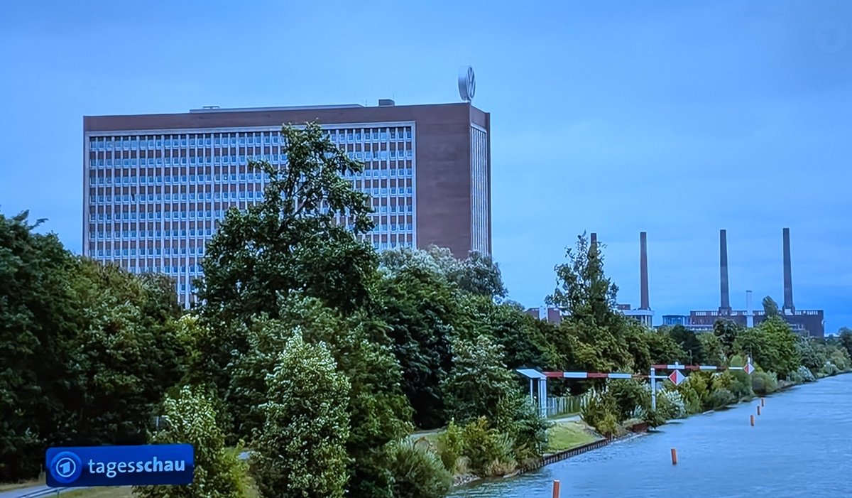 mic_einr's tweet photo. das ist die folge des torrers auf unsere infrastruktur und eine ideologisch feindliche politik gegen russland und dann f**k the eu https://t.co/UZfbVcwcth
