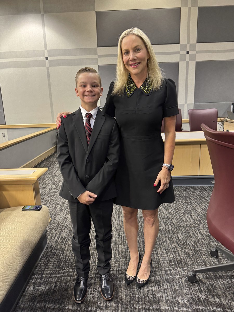 FLGamingControl's tweet photo. The Florida Gaming Control Commission had the honor of welcoming Brooks Perkins, a seventh-grade student at Florida State University School, to lead us in the Pledge of Allegiance at our commission meeting this month. Thank you, Brooks! https://t.co/2l2ETxDYc4
