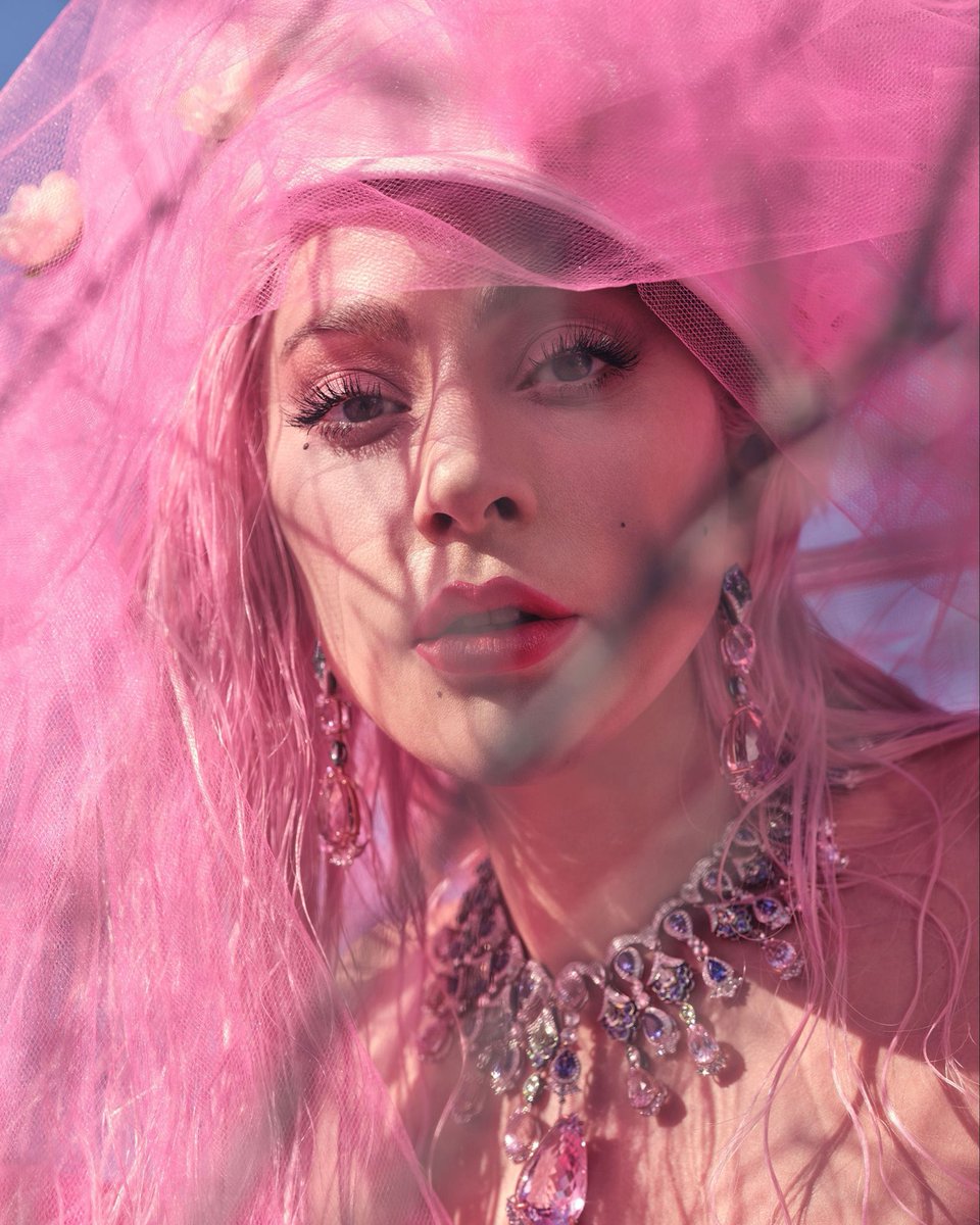 monstergallery_'s tweet photo. such an underrated photoshoot https://t.co/BlhGvAq9bl
