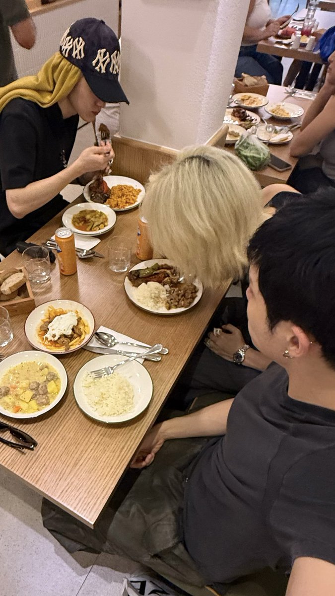 kyo9yu's tweet photo. #daddutties 🧑‍🧒‍🧒🩷 https://t.co/PcdQbyPRzq