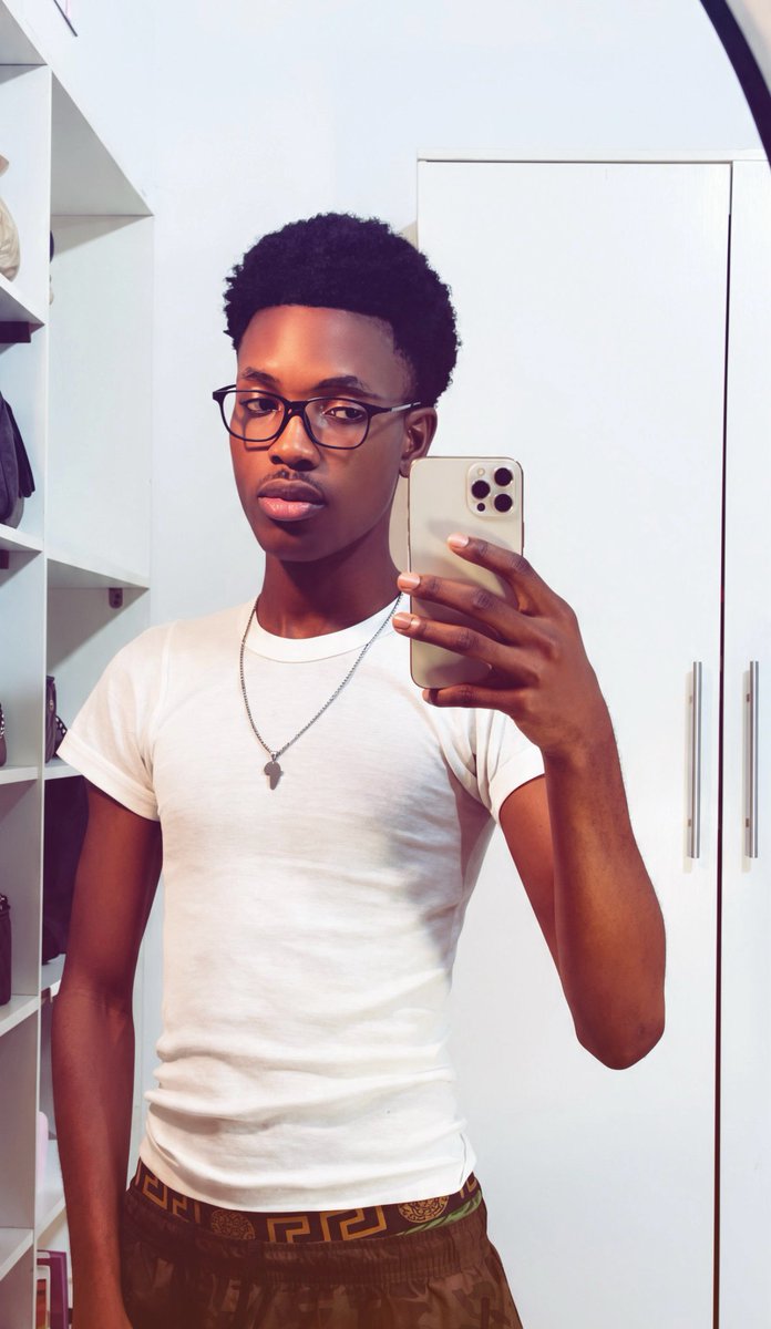ooxdele's tweet photo. Too fine to stay in drafts🪸 https://t.co/iJiH9GX1Um