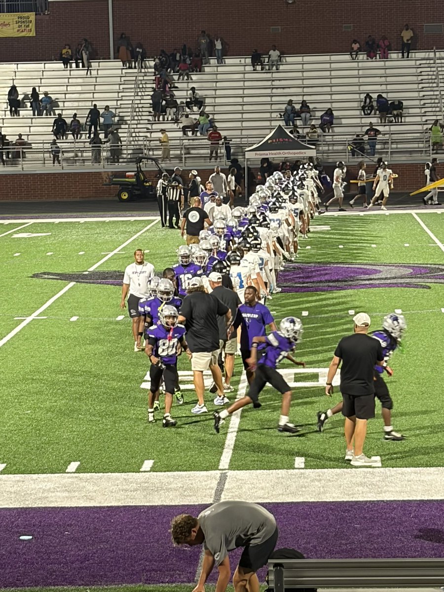 ocalandsharksfb's tweet photo. Congratulations to our JV Landsharks on their win last night. https://t.co/QdzEIrkWxe