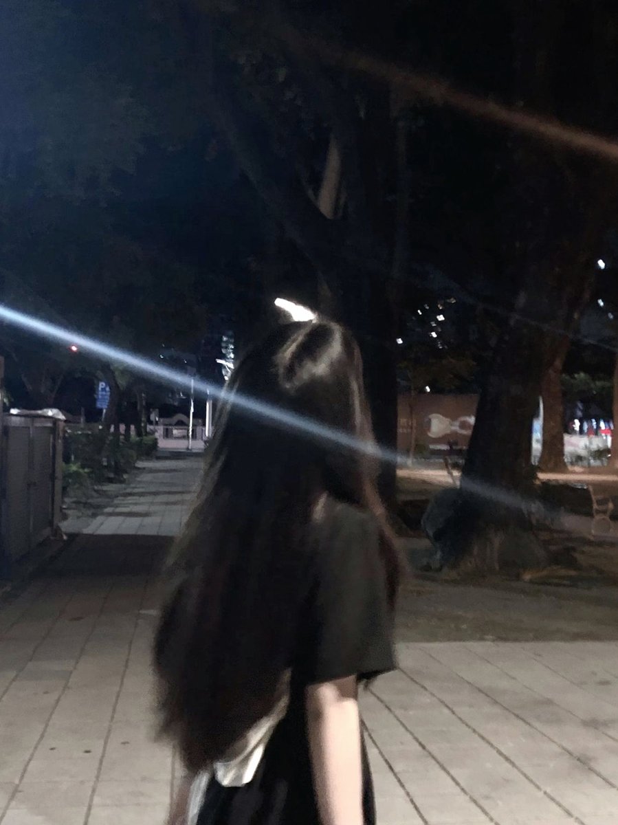 FavioBartender's tweet photo. 暦が変わった瞬間秋モードなので、涼しいところで物悲しい曲を聴いてボーーっとしててもう今年も終わりが近くなったなぁ、と干渉に耽っていたら、世界はまだ夏だった。 https://t.co/4GoSHptBgt