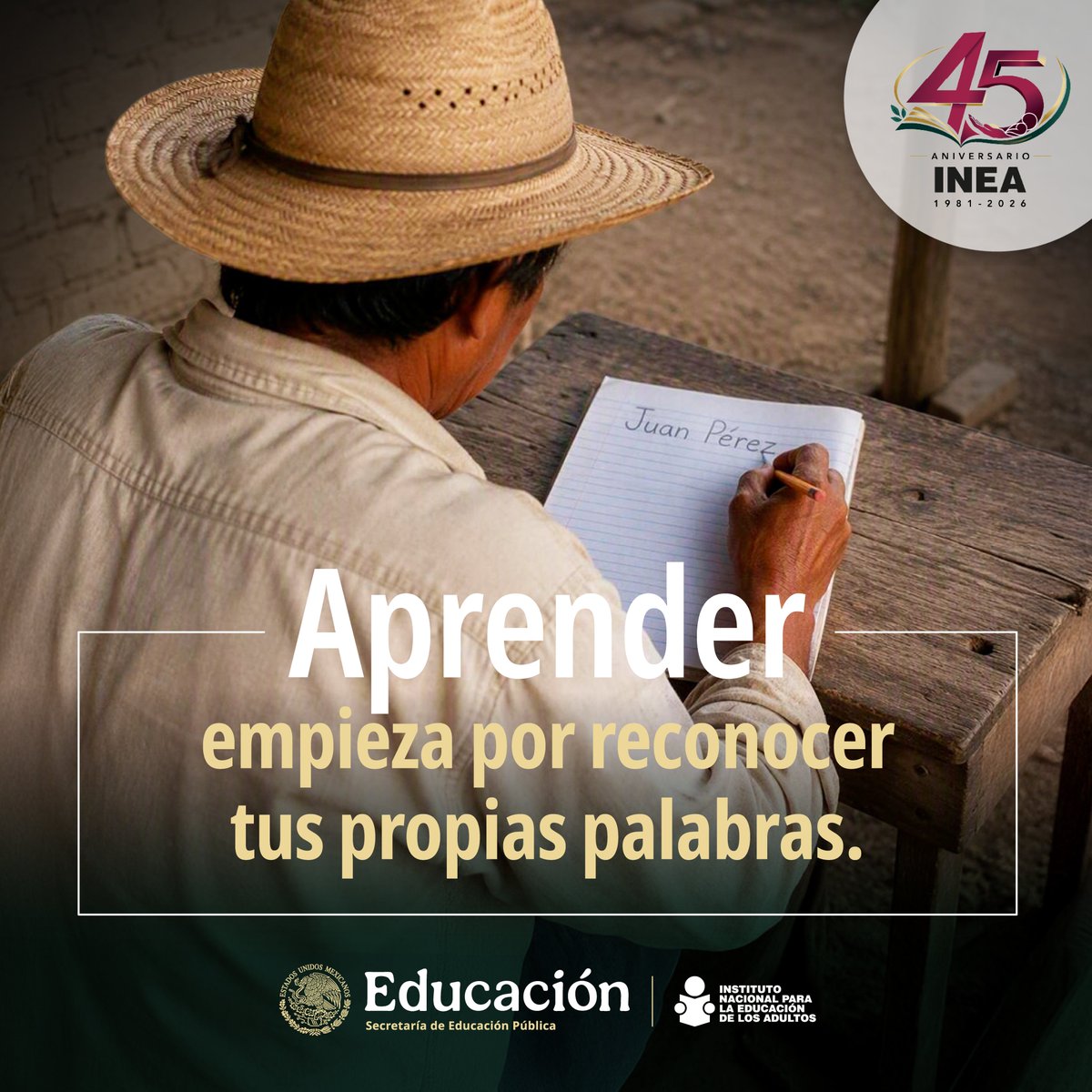 INEAmx's tweet photo. ✍  Escribir tu nombre por primera vez no es solo juntar letras. Puede significar firmar un documento, dejar un mensaje o reconocer algo propio sobre una hoja.
📖 La alfabetización comienza con palabras, pero alcanza muchos momentos de la vida. https://t.co/BkS2KW1rsV