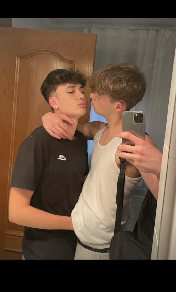 JayJayr5i's tweet photo. Dm for mega files,groups or channels and requests to bait that crush of yours. Don’t be shy 🙈🥵
https://t.co/wHyIf7psrS https://t.co/1P5uXuyY5G