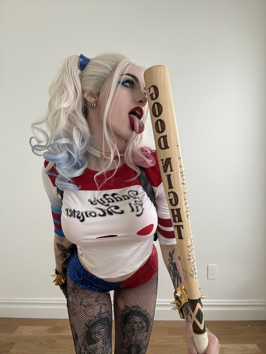 notlems's tweet photo. new vid in this cosplay dropping today 👀 https://t.co/frQSWw8ihU