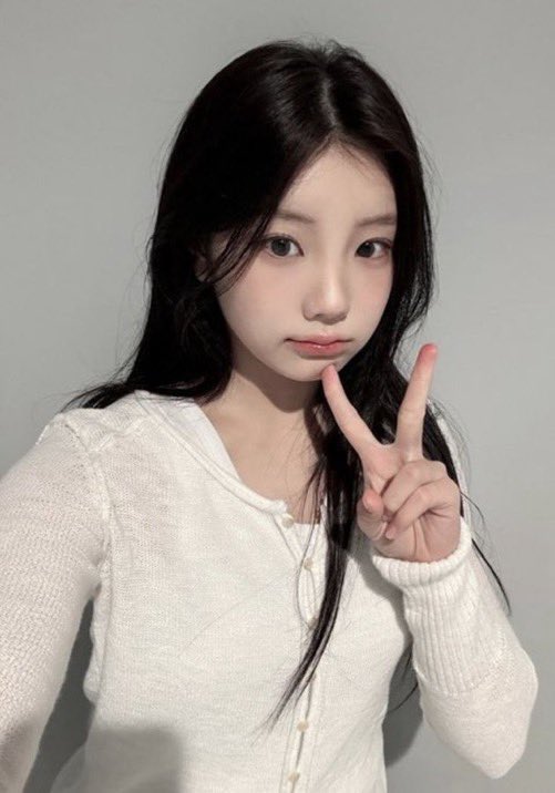 wonheediary's tweet photo. 🪽 https://t.co/UiIQIuRMGc
