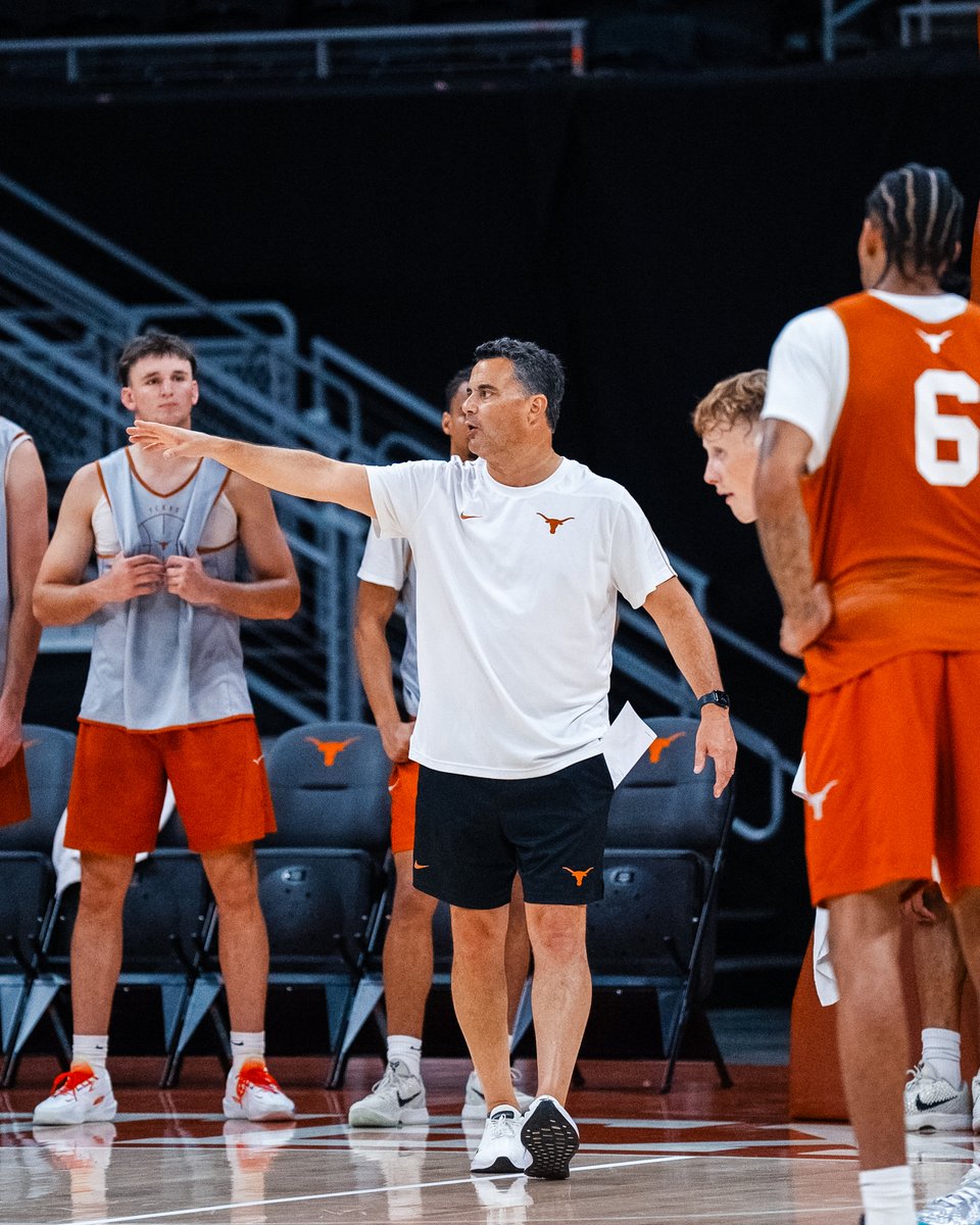 TexasMBB's tweet photo. in the moodπ€
#AlwaysCompete | #HookEm https://t.co/6HEA3mwqt5