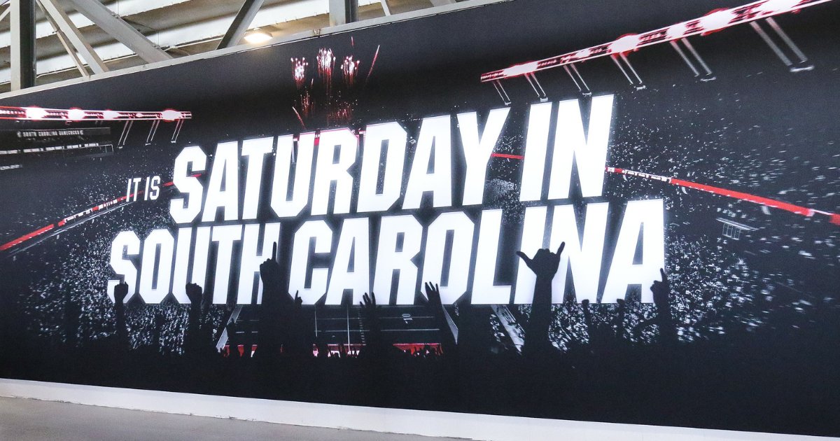 GamecockCentral's tweet photo. Staff Picks: South Carolina-Kent State, other Week 1 matchups  🏈   

READ FREE ➡️ https://t.co/nyI4V7aHxs https://t.co/oiiJkXyEQ7