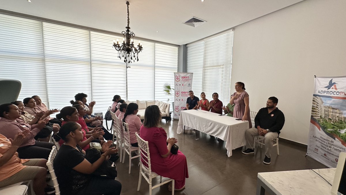 IdeftJalisco's tweet photo. El #IDEFT, a través de IDEFT Puerto Vallarta, clausuró el curso “Limpieza de Áreas Comunes”, desarrollado en colaboración con la Asociación de Administradores y Profesionales de Condominios de Puerto Vallarta (ADPROCOPV).
@salvadorcosio1
#IDEFTJalisco #AlEstiloJalisco https://t.co/0svUBf7zv7