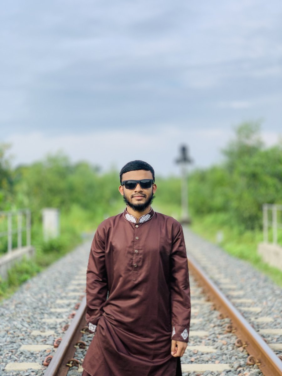 ShariatUllah470's tweet photo. With Sunglass 😎 https://t.co/9csHo99u0W