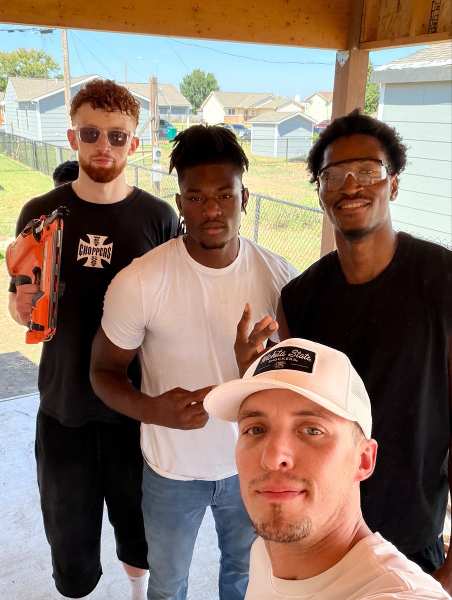 AMstrength's tweet photo. The boys were out in the community puttin in a different kind of work today! 

One of my favorite things we do each year. The city of Wichita shows us so much love and support, it’s only right we reciprocate  that by helping out where we can!  

⚒️🪚🧰 https://t.co/fEd53VfpRy