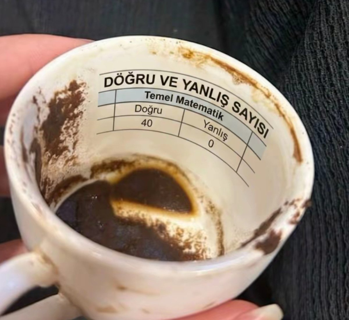 darwingumbeell7's tweet photo. Evet arkadaslar bugün falımızda hasret var 🙏🏻🙏🏻 https://t.co/Hm67g8uyAx