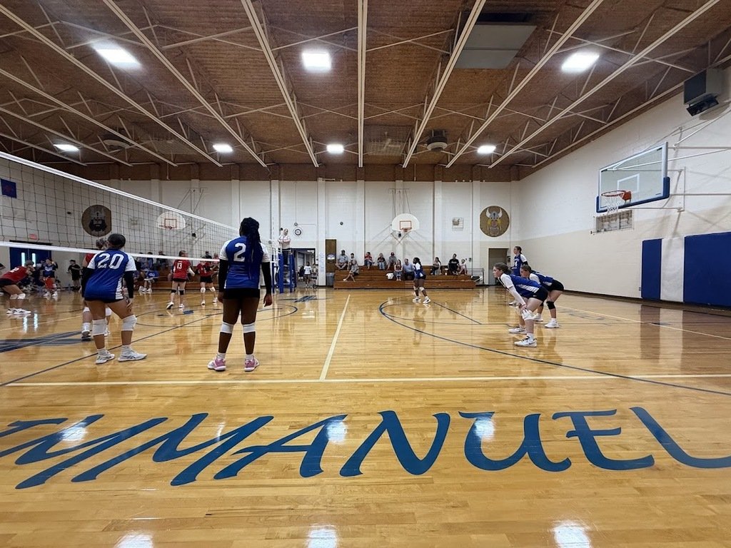 EFYork's tweet photo. Our Saints volleyball team battled hard in their first games of the season last night! 💪 They fell 2–1 to Columbus and 2–0 to Seward, but both were tough-fought matches with lots of effort and teamwork. Keep working hard, Saints! 💙🏐

#TeamEF #SaintsVolleyball https://t.co/nxIoR0b5wY