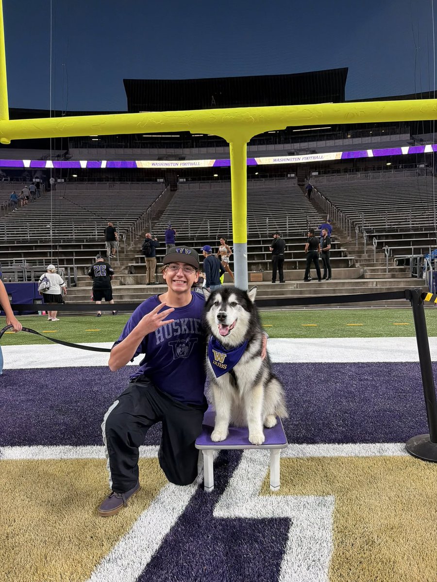 UW's tweet photo. College Colors Day edit ft. sharp dressed Huskies 
 
(swipe to the end for a feathered surprise) https://t.co/Q9e2mWWoW1