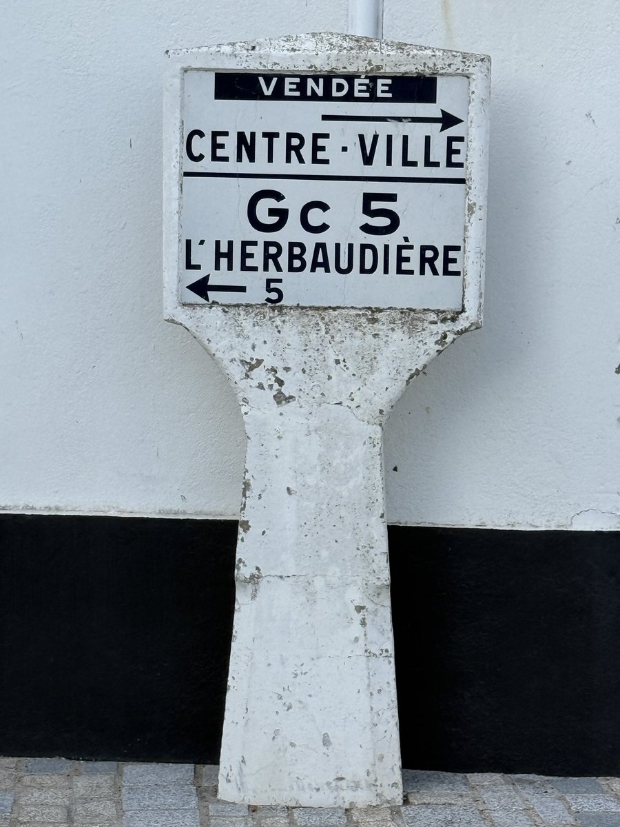 ThierryCroizier's tweet photo. Le soleil ... https://t.co/sDUeTUcoGM