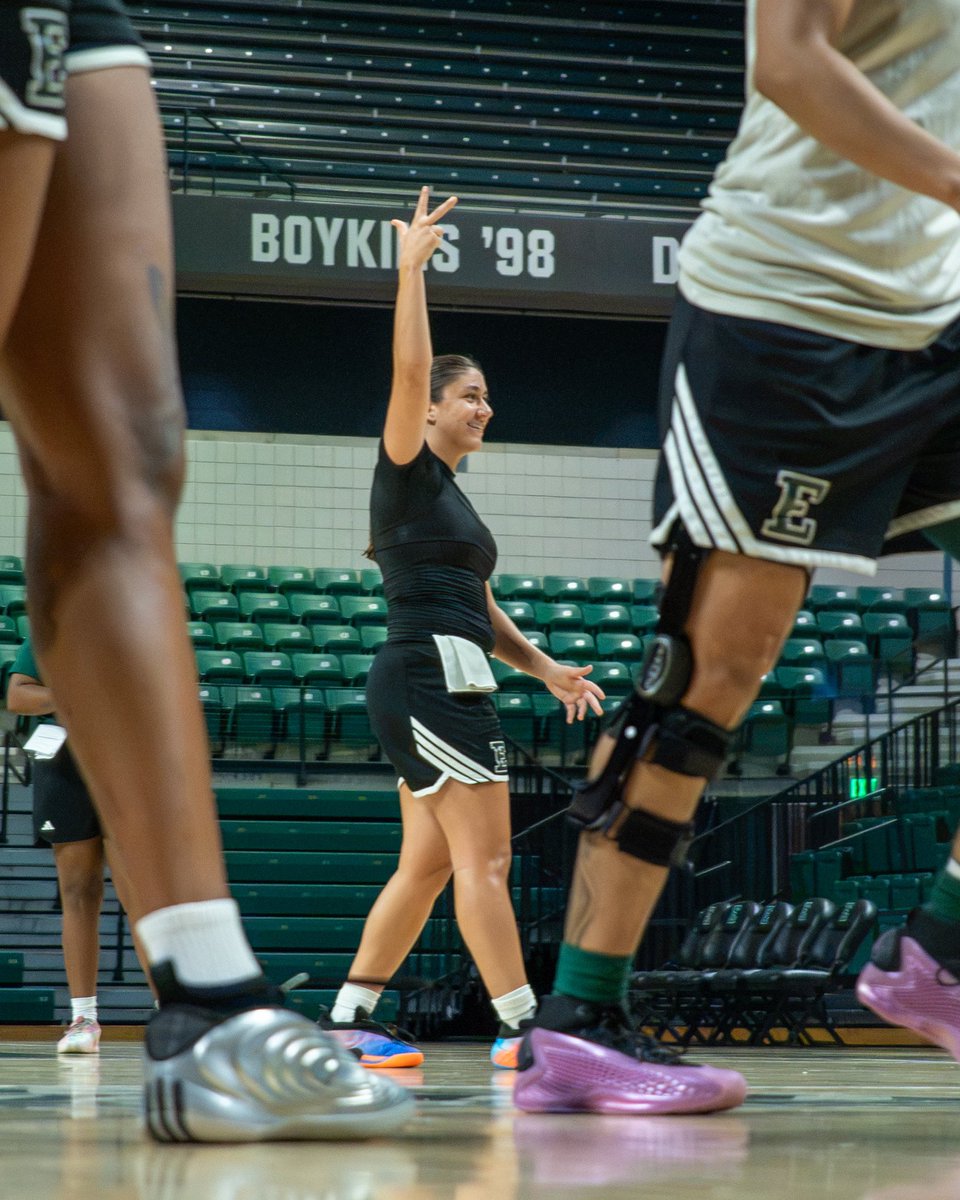 EMUWBB's tweet photo. Happy to be back🫶🏀 https://t.co/TkkF7h9siy