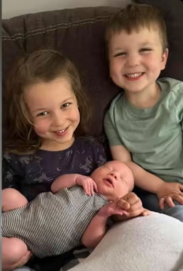 ShellyMarven's tweet photo. #ISTANDWITHTHEKIDS May they rest in Peace, they DESERVED a mother that would protect them at all cost https://t.co/1DCPdXOarR