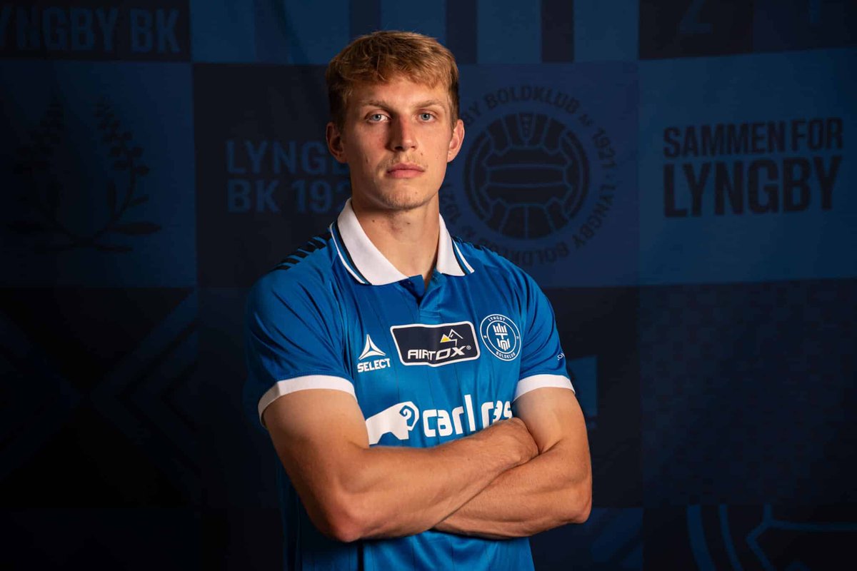 goVCIca's tweet photo. SOCCER : L'ex international #CanM17 Simon Colyn a inscrit son deuxième but de la saison vendredi sur penalty dans un gain de 2-0 de Lyngby sur Viborg en D1 🇩🇰, une première victoire cette saison. 
@CanadaSoccerFR @CANMNT_Official https://t.co/OZw3brFb90